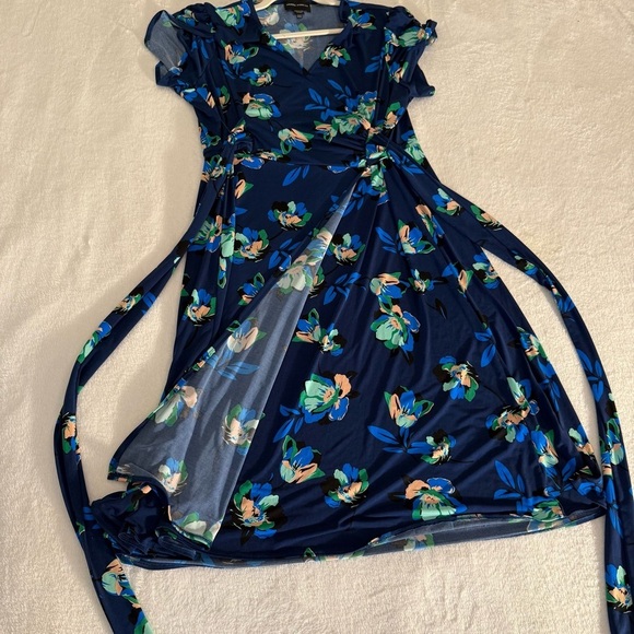 Donna Morgan Women's Plus Size Stretch Floral Cottage Spring Faux Wrap Dress 18W - Picture 3 of 16